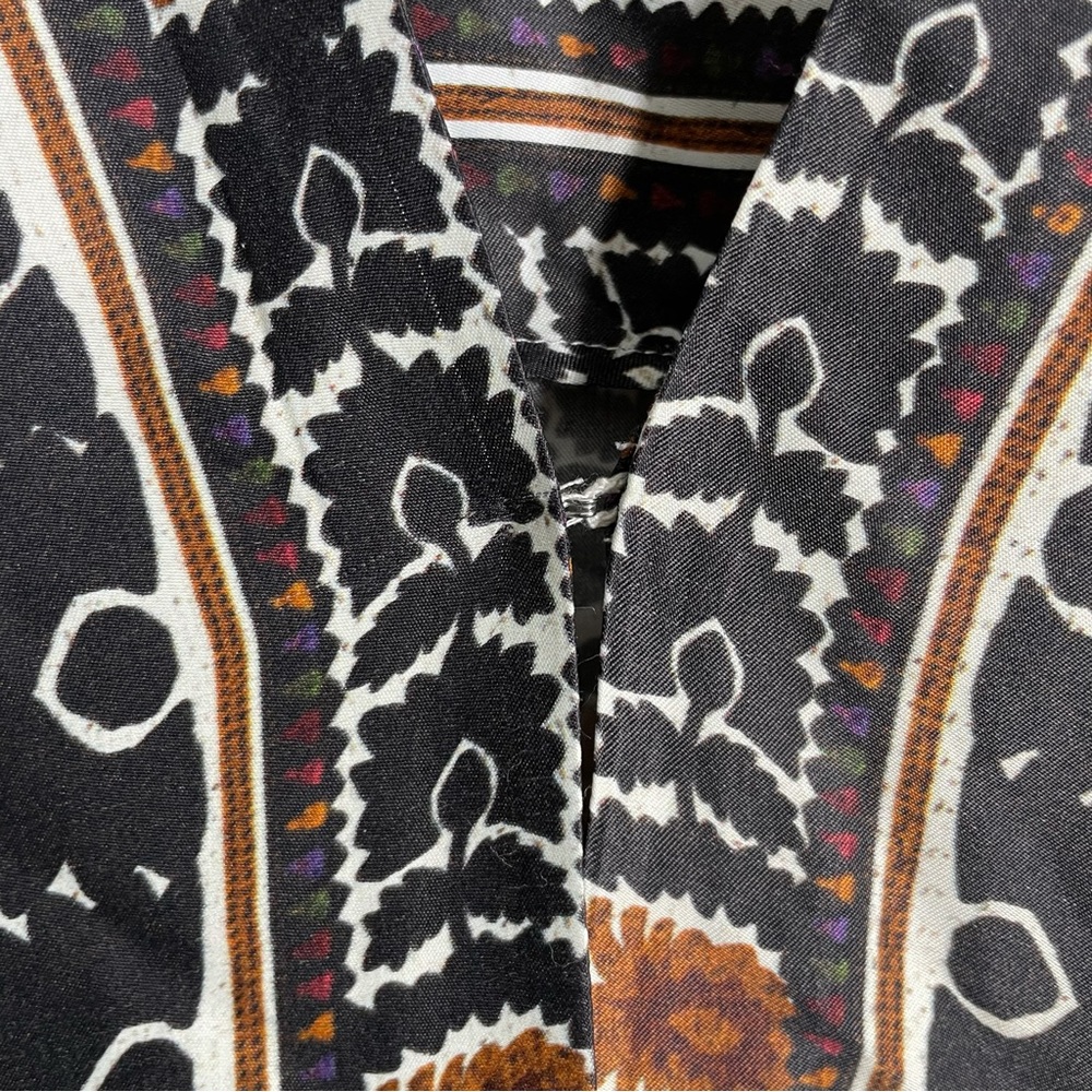 FARM Rio Flower Tapestry Blouse - Picture 11 of 15